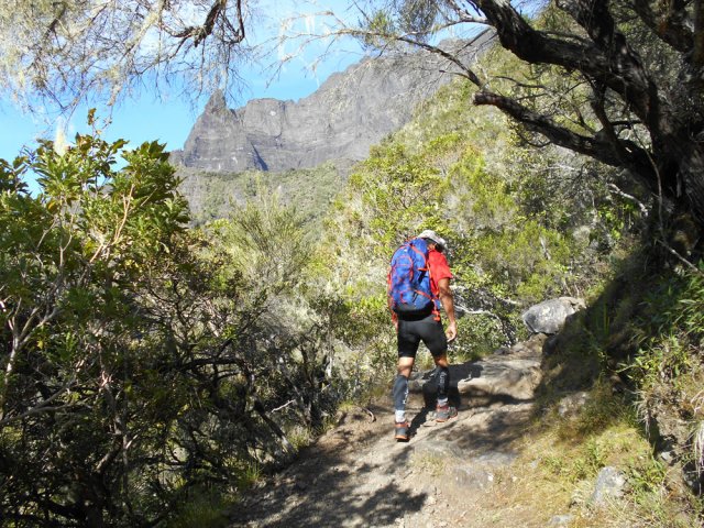 Sur les 850 m, la montée est constante jusqu'au col du Taïbit