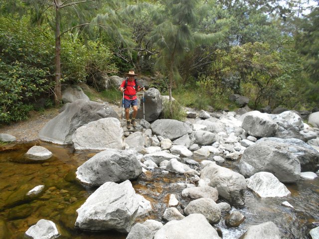 Passage à gué de la Rivière des Galets