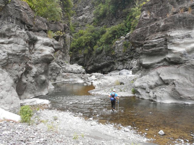 Parfois, le courant très faible rend la traversée ludique