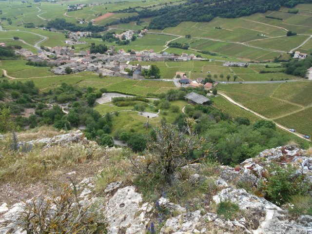 Le petit village de Vergisson