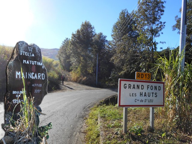 Tourner à gauche avant la Ravine du Fond Bagatelle