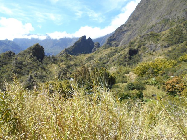 Dernière vue depuis le col sur l'îlet, avant la plongée vers le Pavillon