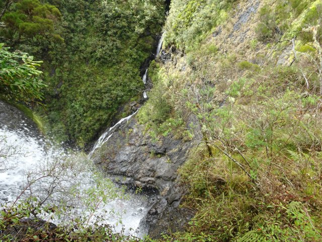 La cascade surgissant du tuyau