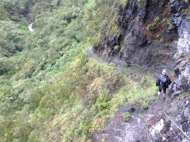 Descente sécurisée vers le Bras Bémale