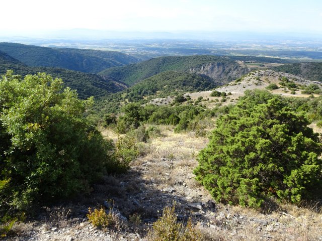 Ne pas manquer les nombreux points de vue vers la plaine et les Pyrénées