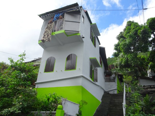 Agréable halte papotage avec un sympathique couple de gramounes
