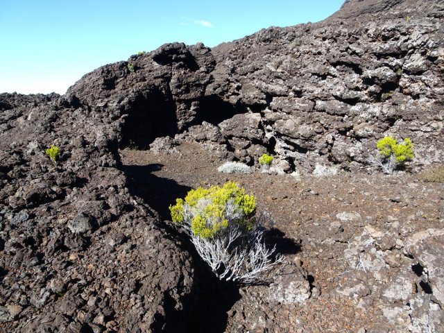 Le sol devient de plus en plus chaotique