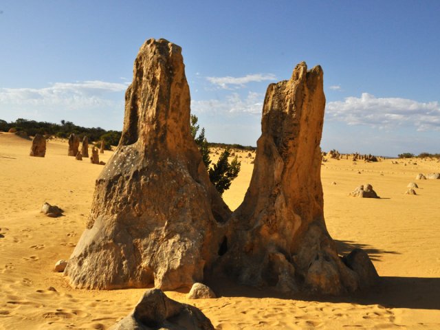 On ne compte plus ces menhirs naturels