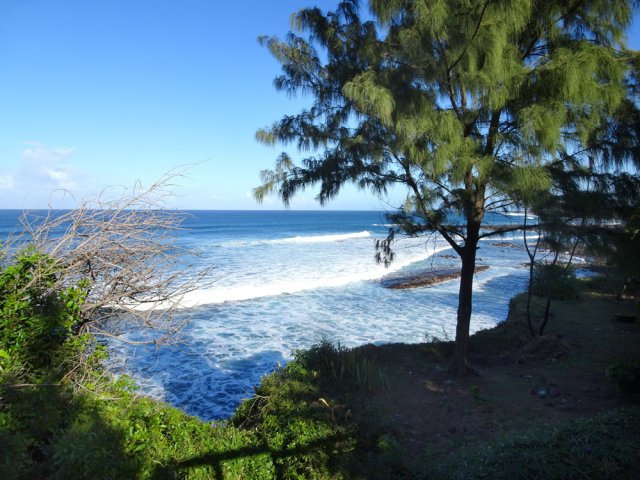 Nombreux points de vue sur la Petite Baie