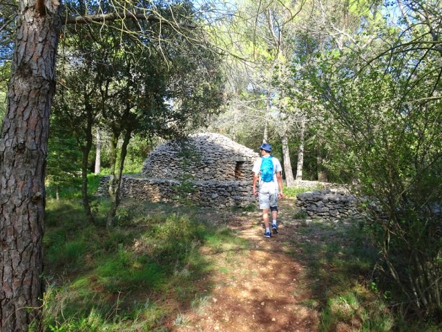 Certaines cabanes isolées se retrouvent à l'ombre