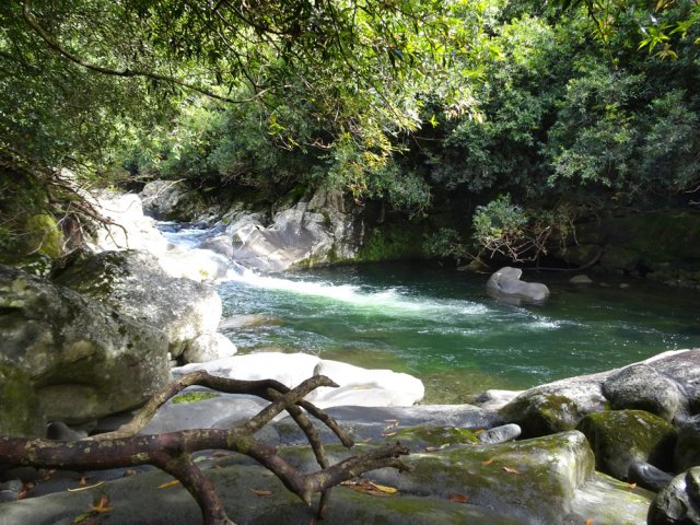 Le courant devient de plus en plus fort