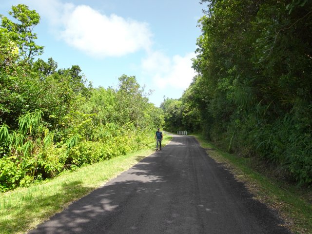 Rejoindre le nouveau sentier par la route des Radiers