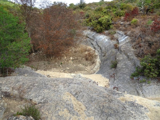 Franchissement d'un ruisseau au fond calcaire