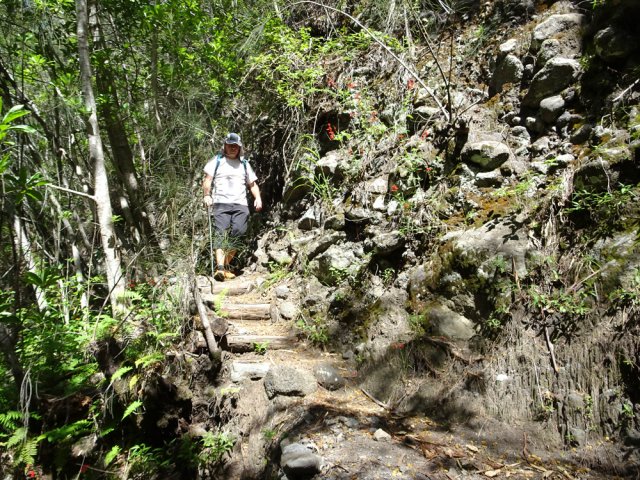 Le sentier peut être étroit mais n'est jamais dangereux