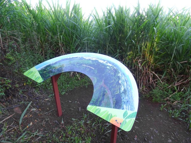 Une table d'orientation qui mériterait d'être surélevée