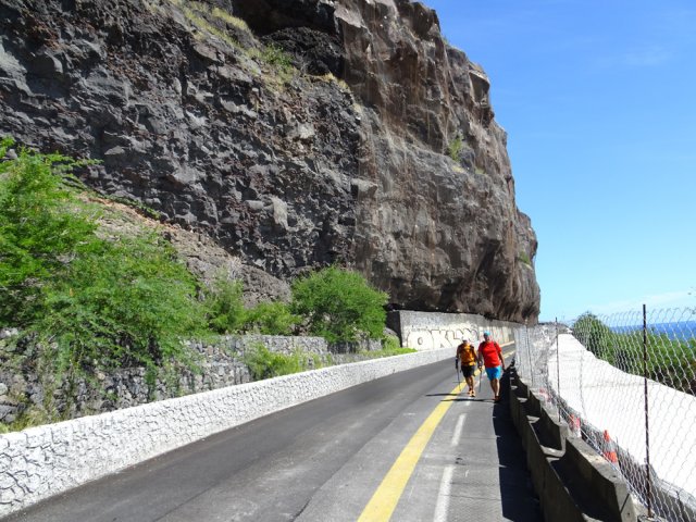 Durant les travaux, il n'est pas possible de rejoindre la plage depuis le cap