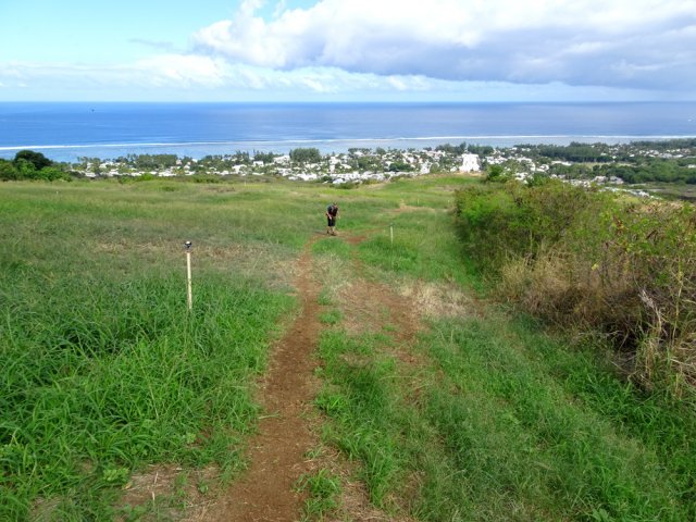 On parvient rapidement dans les premières prairies