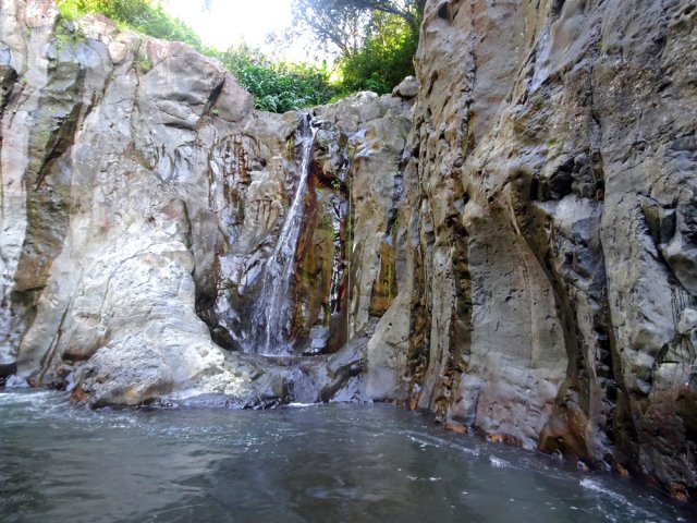 Fin de la remontée à cette cascade et sa vasque