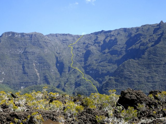 Une idée de la descente avant d’entreprendre la traversée de la Savane du Rond