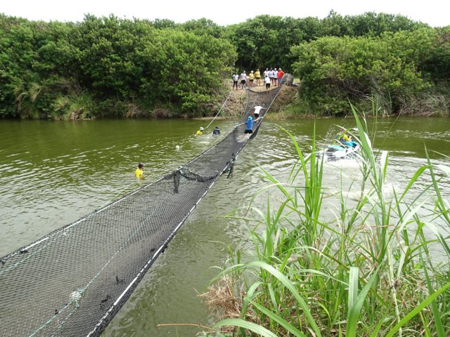 Longue traversée les pieds dans l'eau