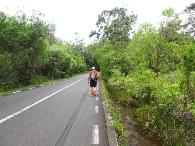 Possibilité de laver les chaussures dans l'eau claire du fossé