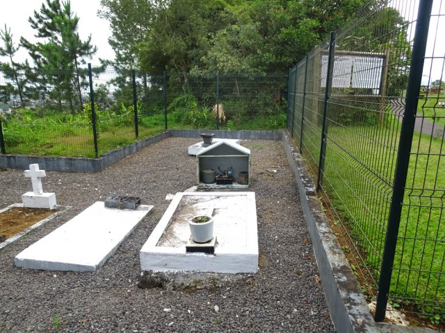 Courte visite au cimetière des Esclaves ou cimetière malgache