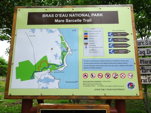 En bleu, une idée du parcours effectué depuis le Centre des Visiteurs