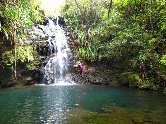 Compter 30 minutes de remontée pour atteindre cette belle chute d'eau