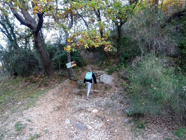Ascension très raide dans les premiers mètres de la boucle