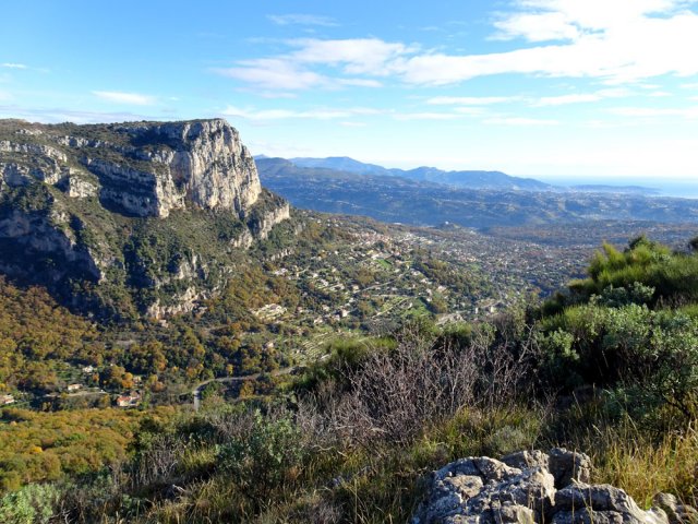 Tout proche, le Baou de St-Jeannet