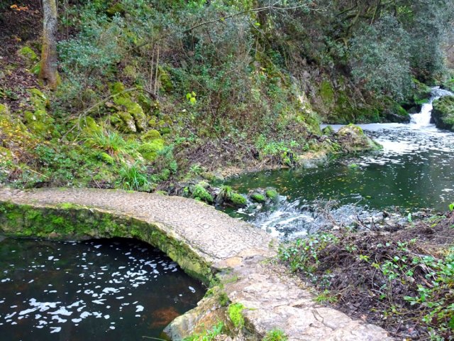 Traversée de la Bouilllide, un affluent de la Brague