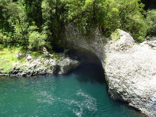Le grand bassin Takamaka, assez profond