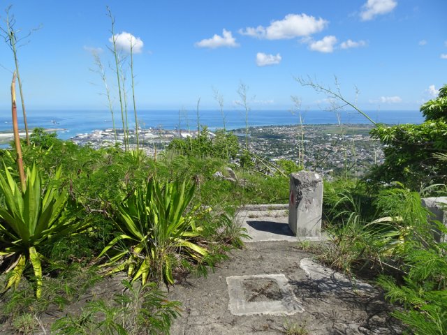Toujours de belles vues depuis ce sommet