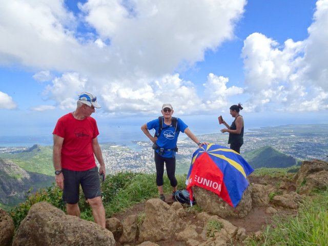 Profiter longuement du point de vue circulaire à 812 m