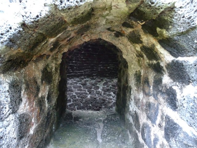 Les entrées s'atteignent par quelques contorsions