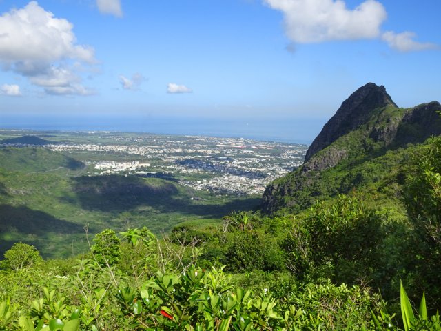 On profite de plus en plus de larges vues sur la capitale