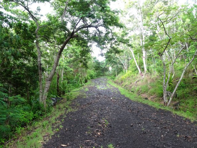 Piste en graviers en faible pente