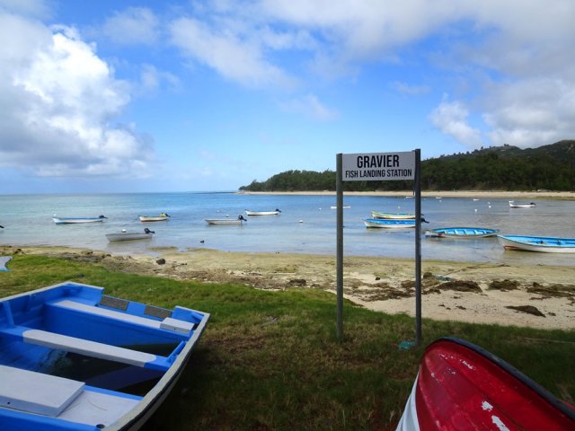 Rester au plus près des flots pour contourner Graviers