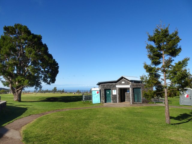 Les toilettes sont facilement accessibles